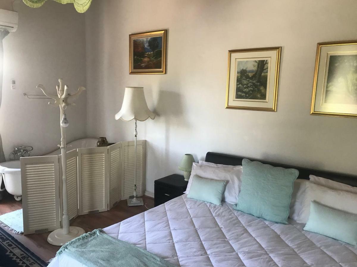 Towerzicht Guest House ลาดิสมิธ ภายนอก รูปภาพ